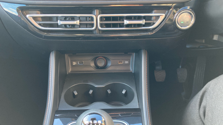 MG HS 1.5 T-GDI Trophy 5dr Petrol Hatchback